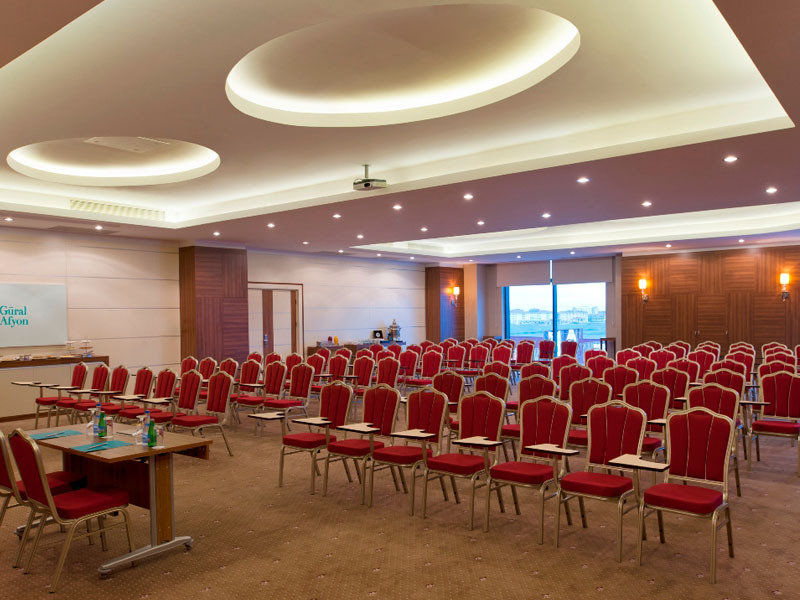 Ng Afyon Wellness & Convention Hotel Афион Екстериор снимка