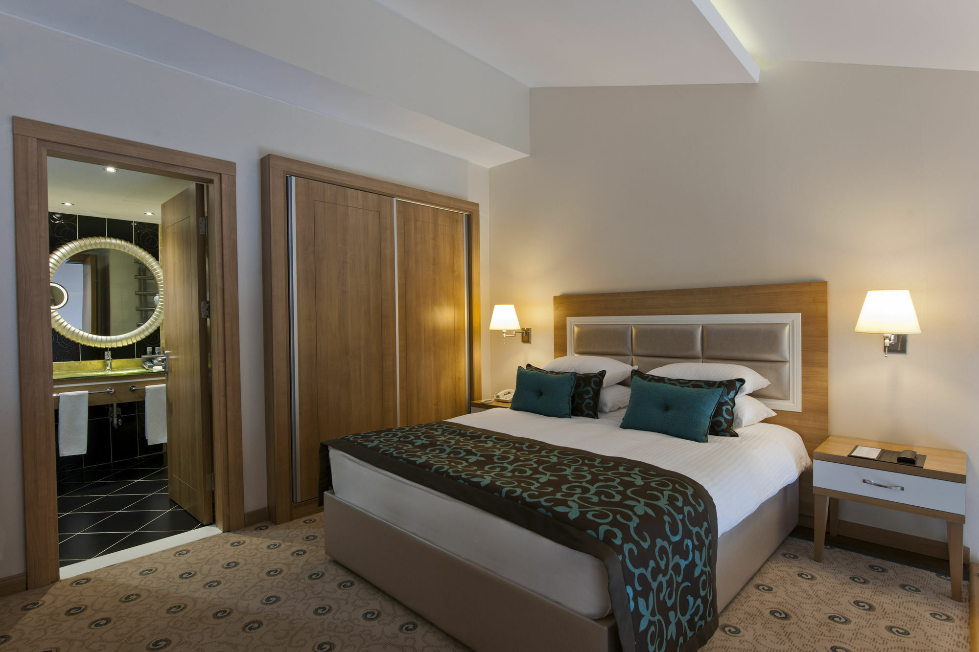 Ng Afyon Wellness & Convention Hotel Афион Екстериор снимка