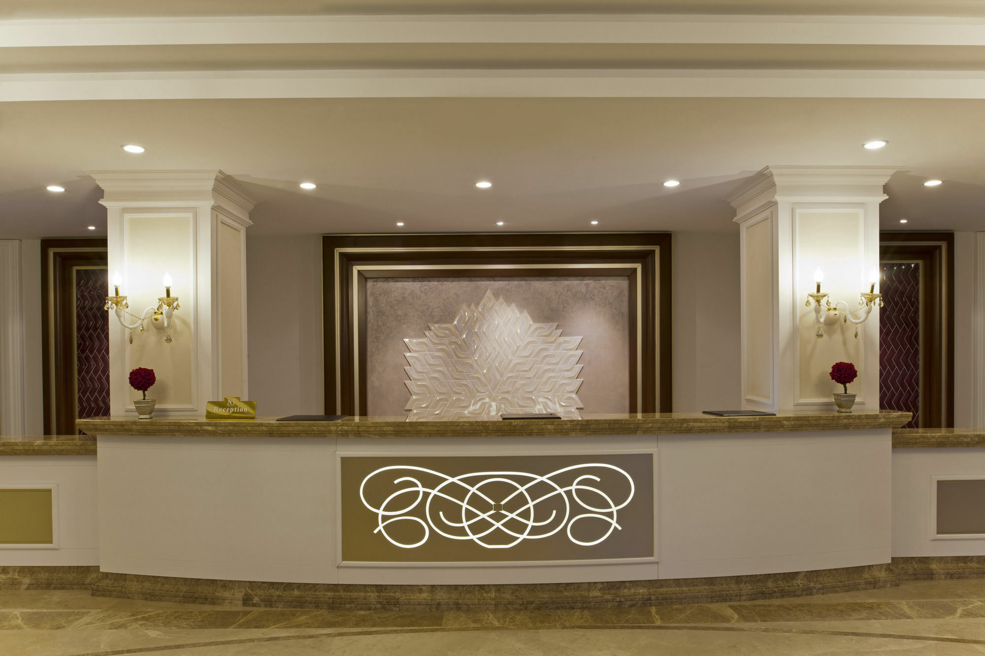 Ng Afyon Wellness & Convention Hotel Афион Екстериор снимка